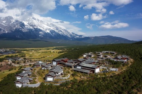 ������ï��ޡ�ѩɽ�Ƶ�