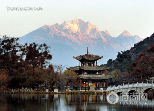 江的山水給留駐在這里的人們完美無暇的度假氛圍